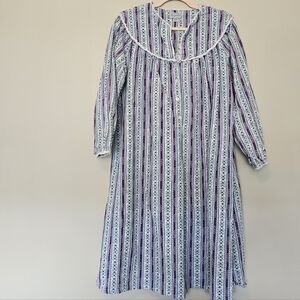 Lanz of Salzburg 100% Cotton Flannel Nightgown Medium Purple Floral Striped Midi